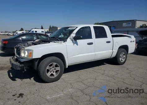 2006 Dodge Dakota Quad Slt z USA, uszkodzony, nr VIN 1D7HW48N86S590038